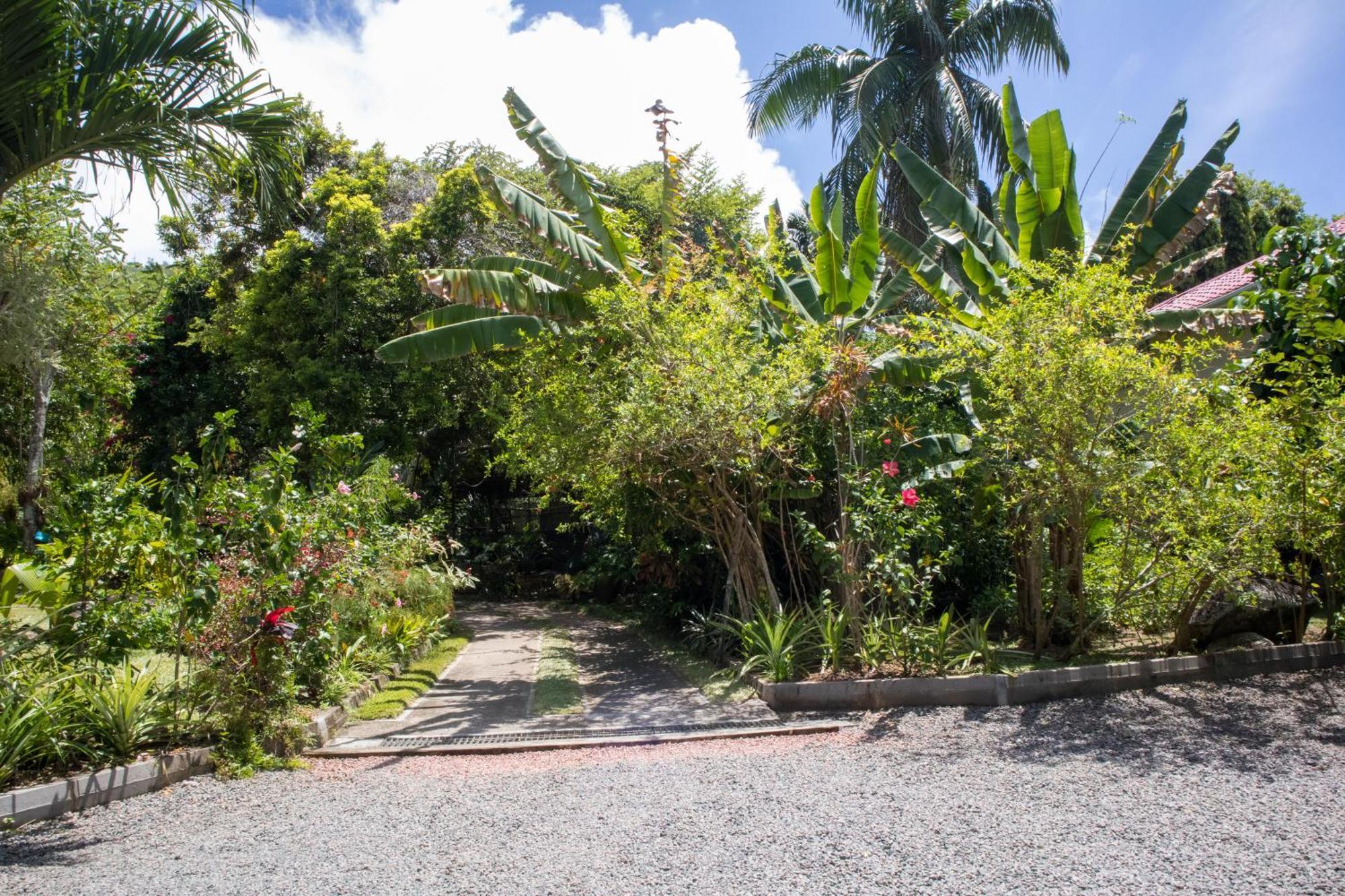 Domaine Desaubin Luxury Villas タカマカ エクステリア 写真