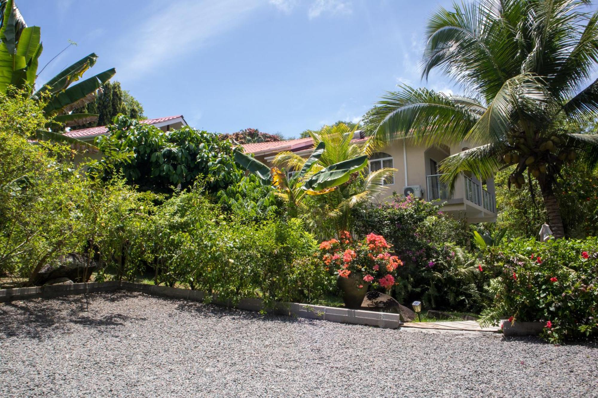 Domaine Desaubin Luxury Villas タカマカ エクステリア 写真