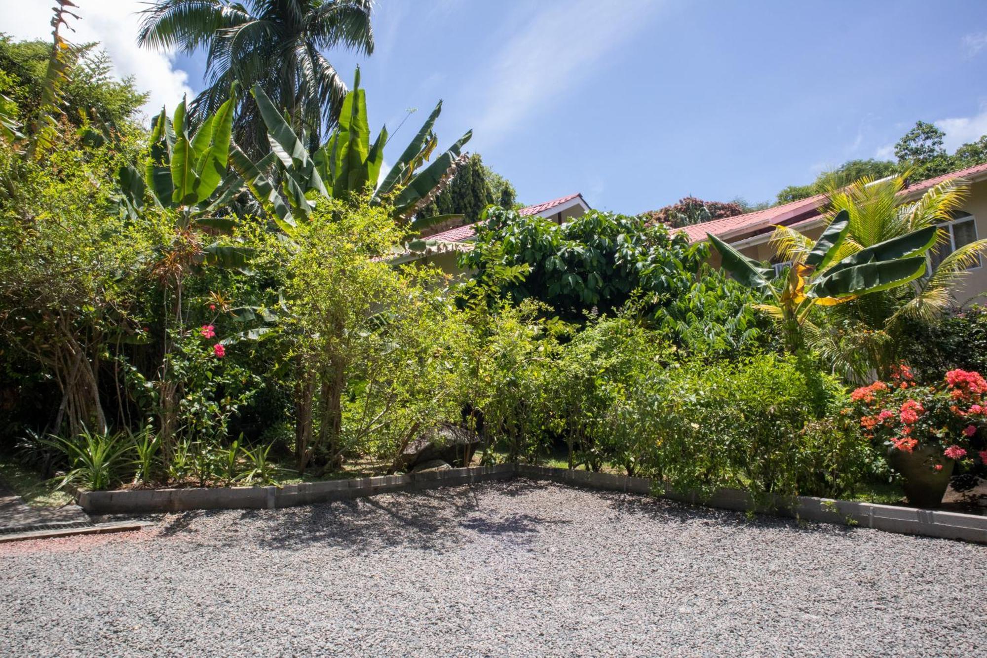 Domaine Desaubin Luxury Villas タカマカ エクステリア 写真
