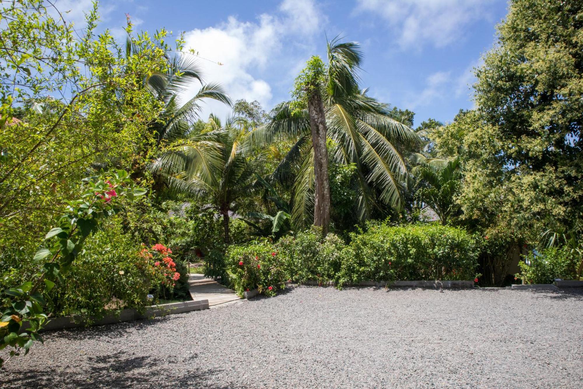 Domaine Desaubin Luxury Villas タカマカ エクステリア 写真