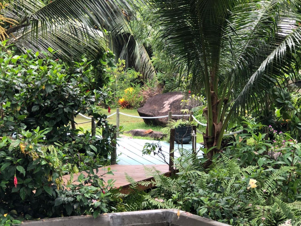 Domaine Desaubin Luxury Villas タカマカ エクステリア 写真